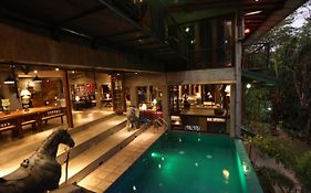 Aayu Hanthana Boutique Hotel